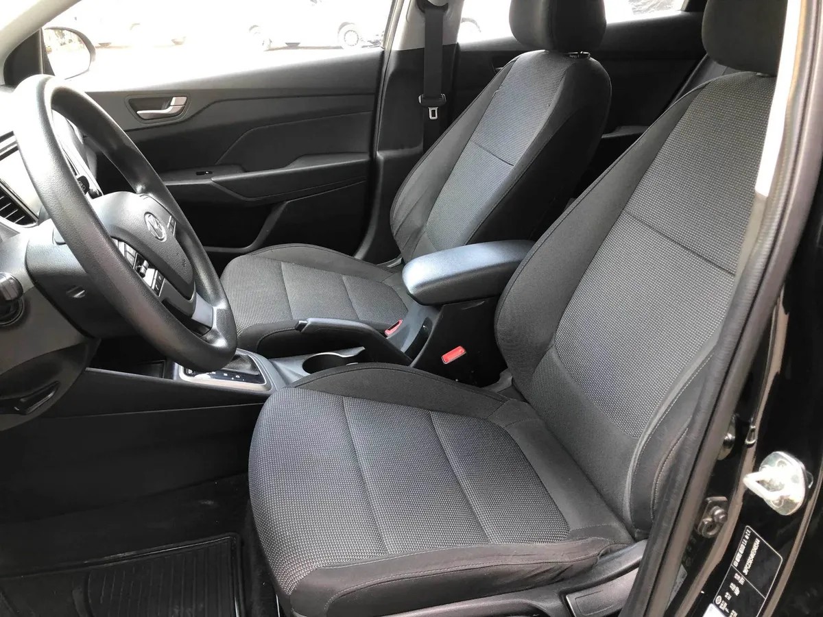 
								hyundai accent gls at full									