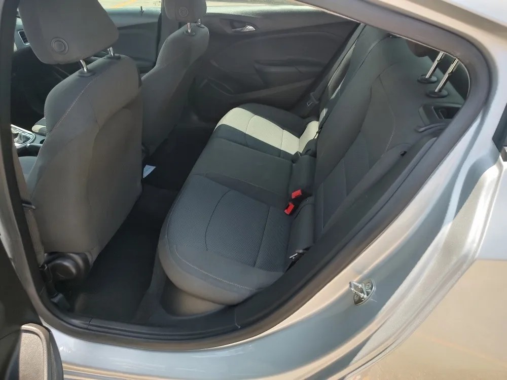 
								chevrolet onix 2017 lt full									