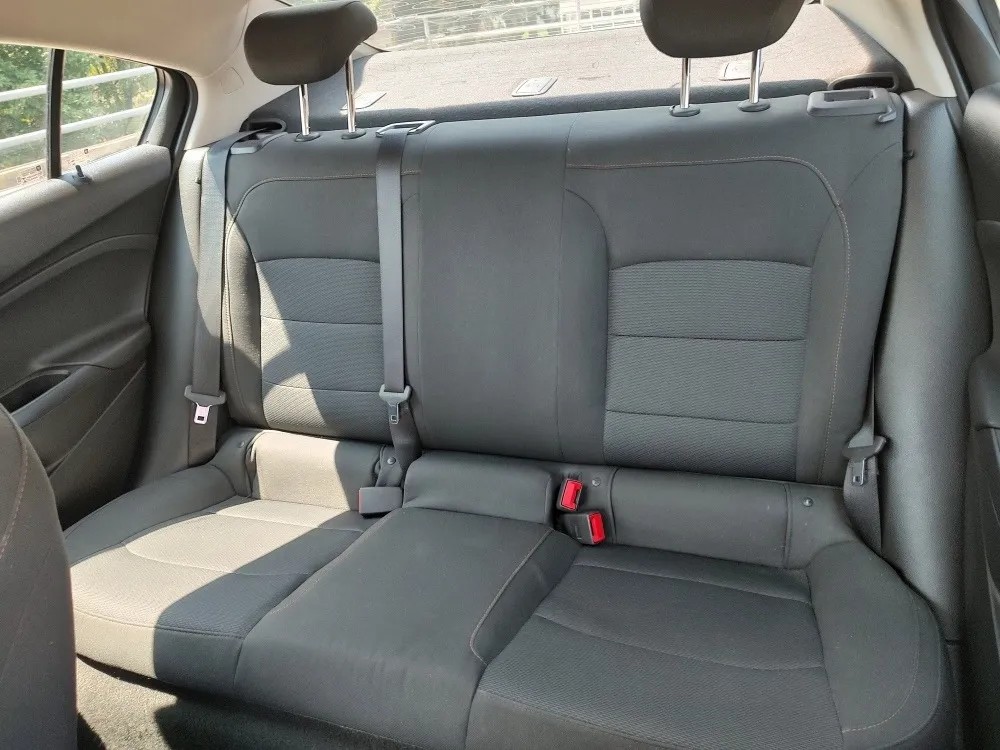 
								chevrolet onix 2017 lt full									