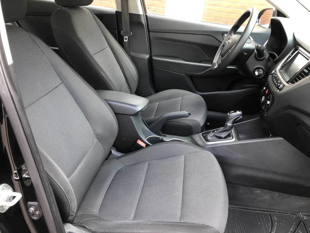 
								hyundai accent gls at full									