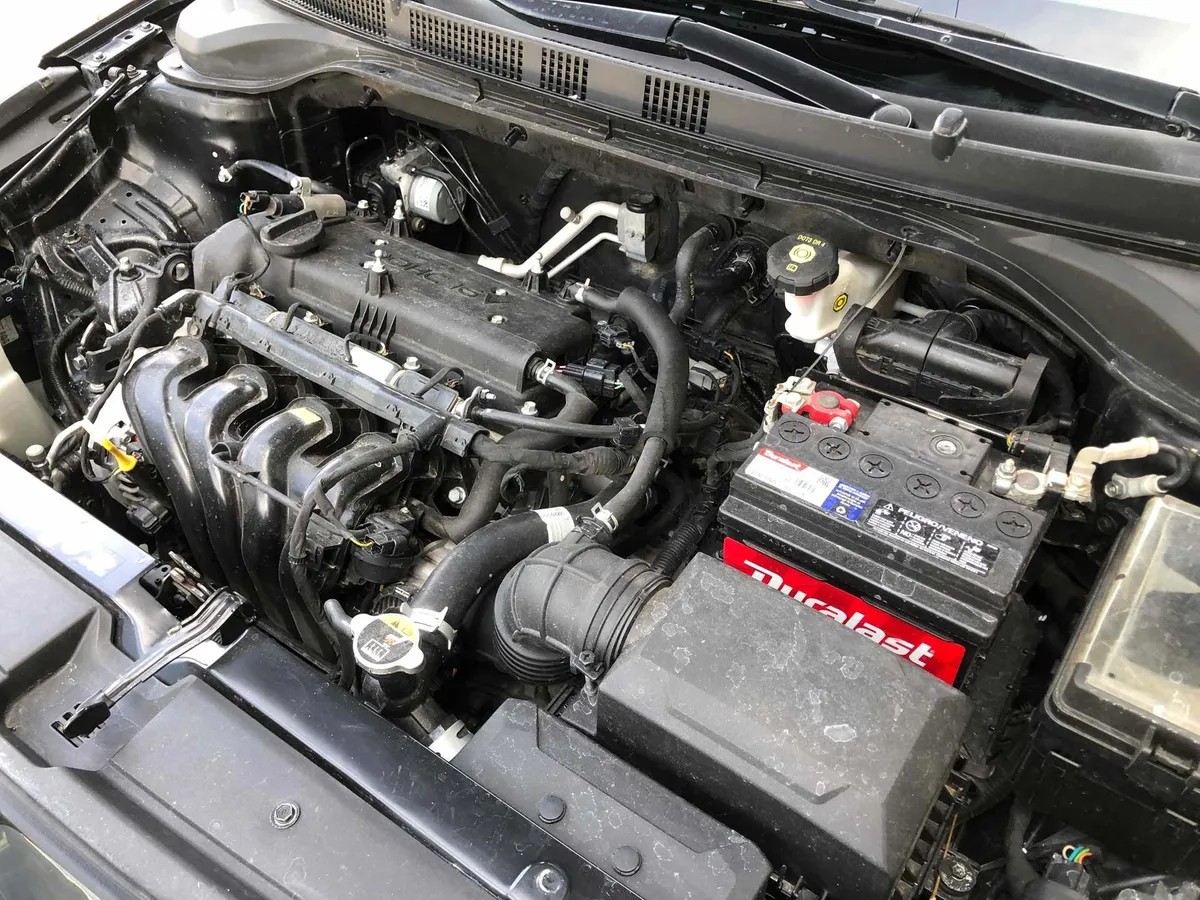 
								hyundai accent gls at full									