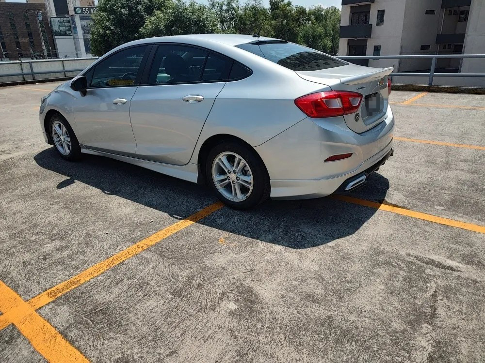 
								chevrolet onix 2017 lt full									