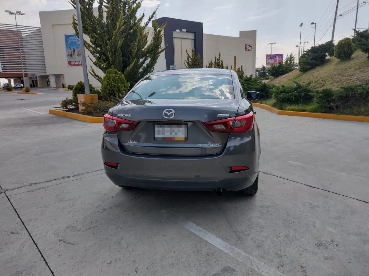 
								mazda mazda2 grandtouring at full									