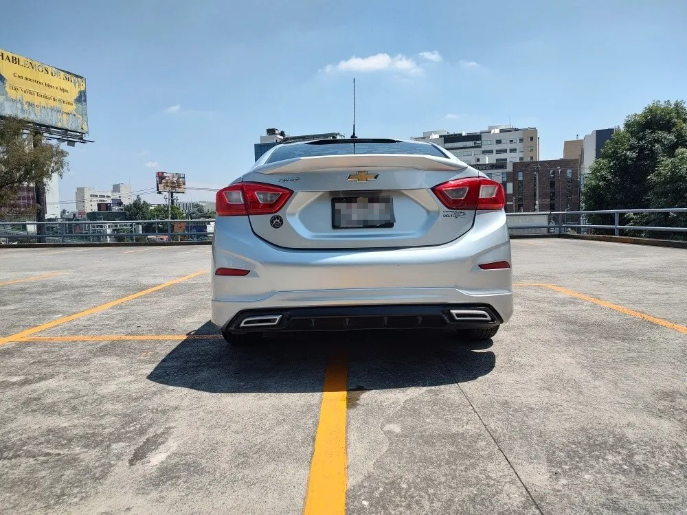 
								chevrolet onix 2017 lt full									