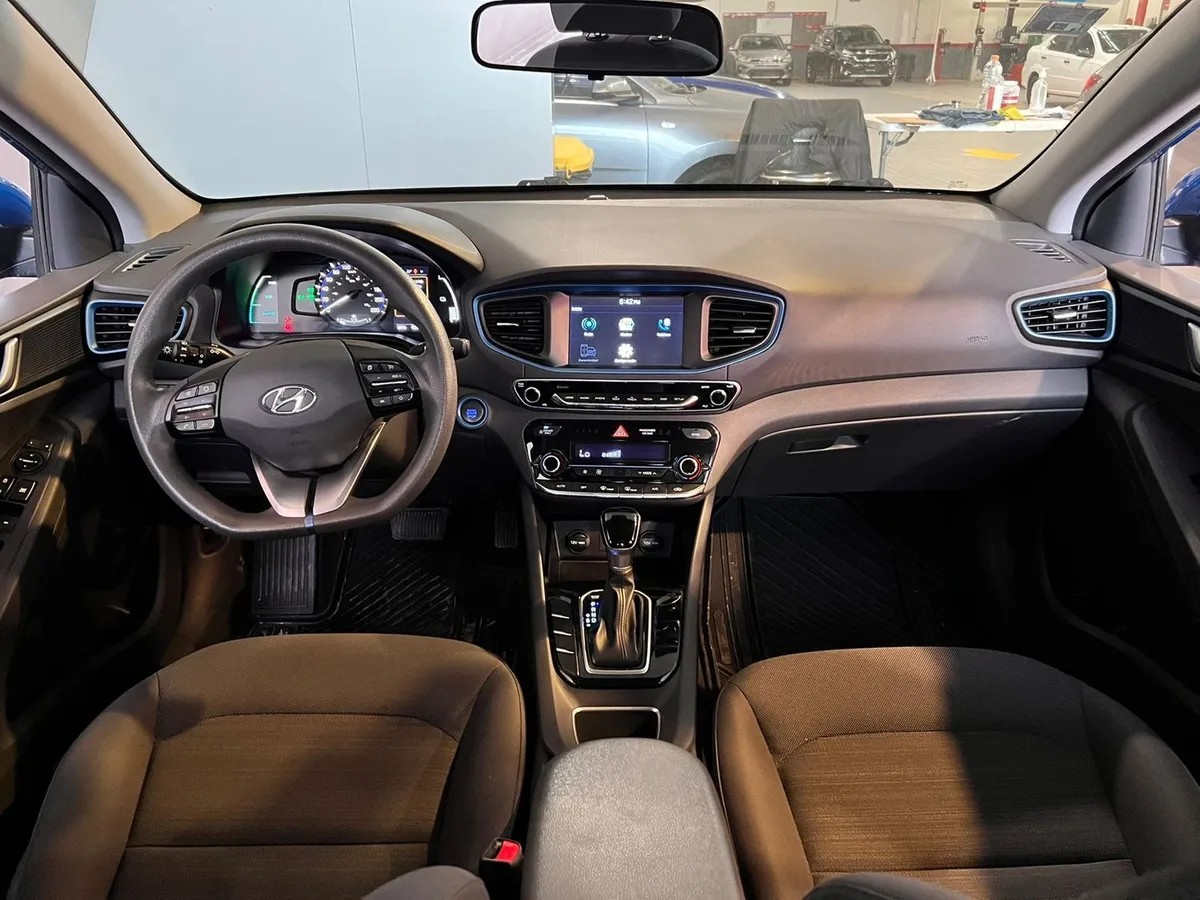 
								hyundai ioniq at gls premium full									