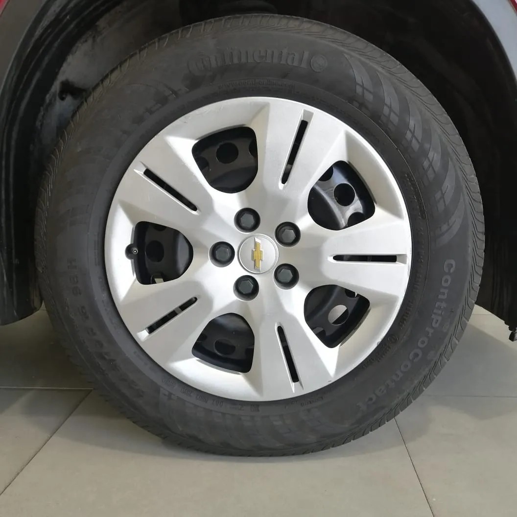 
								chevrolet trax at ls aut full									