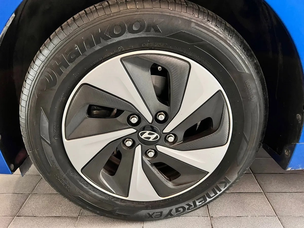 
								hyundai ioniq at gls premium full									