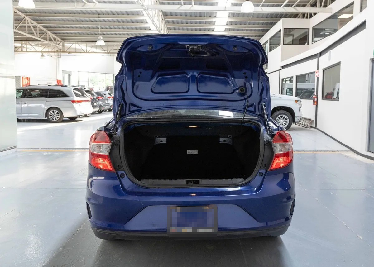 
								ford figo mt energy full									
