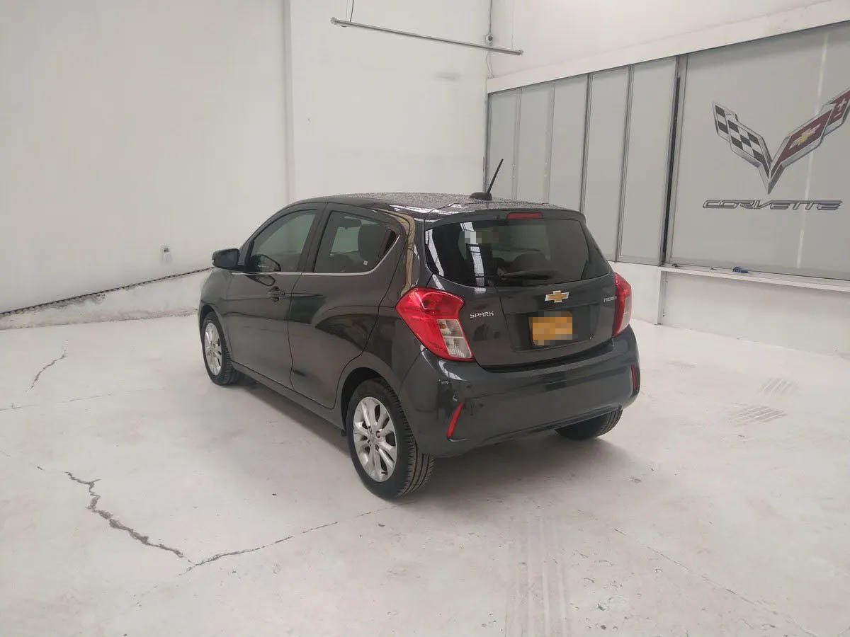 
								chevrolet spark at premier full									