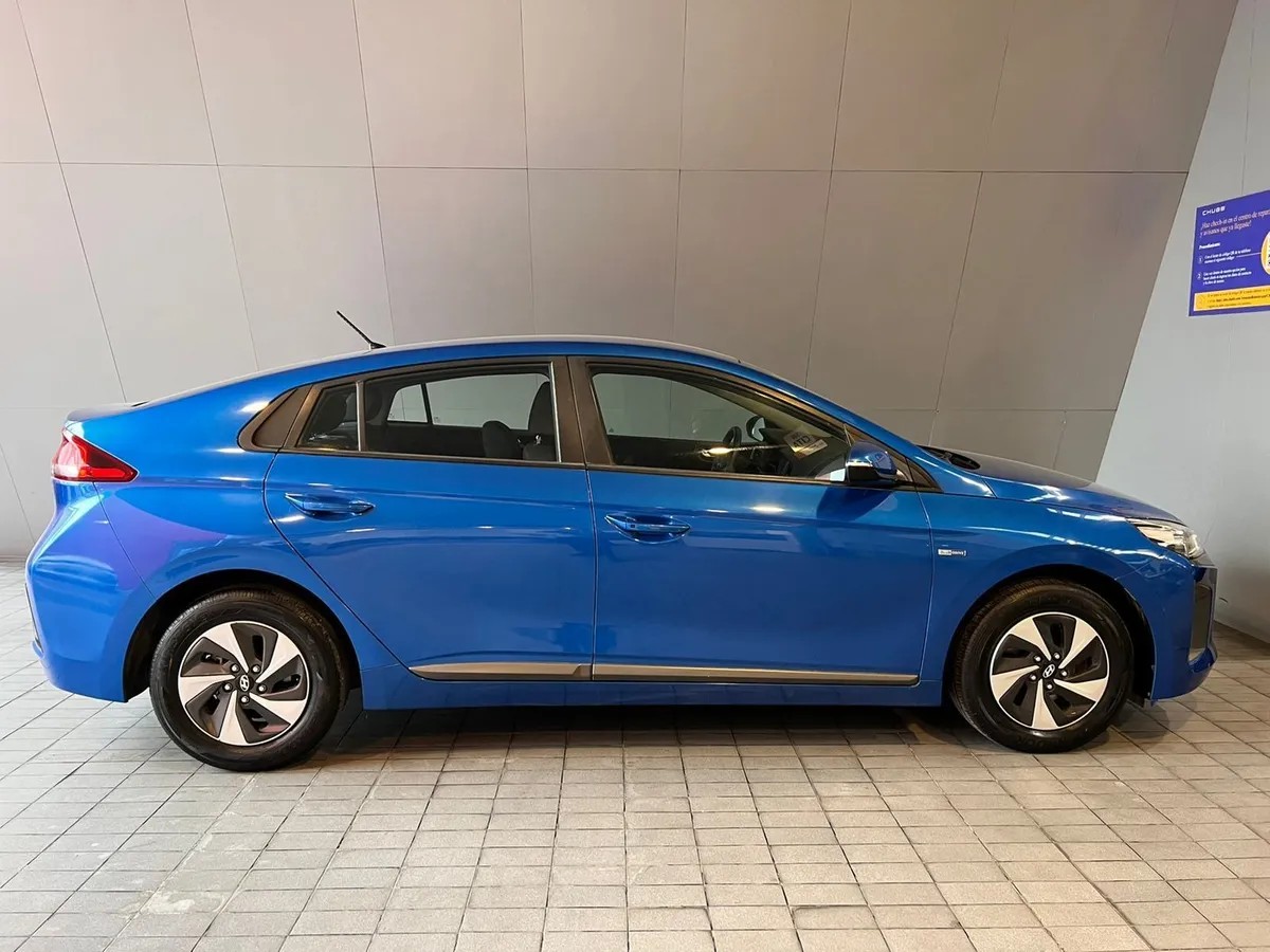 
								hyundai ioniq at gls premium full									