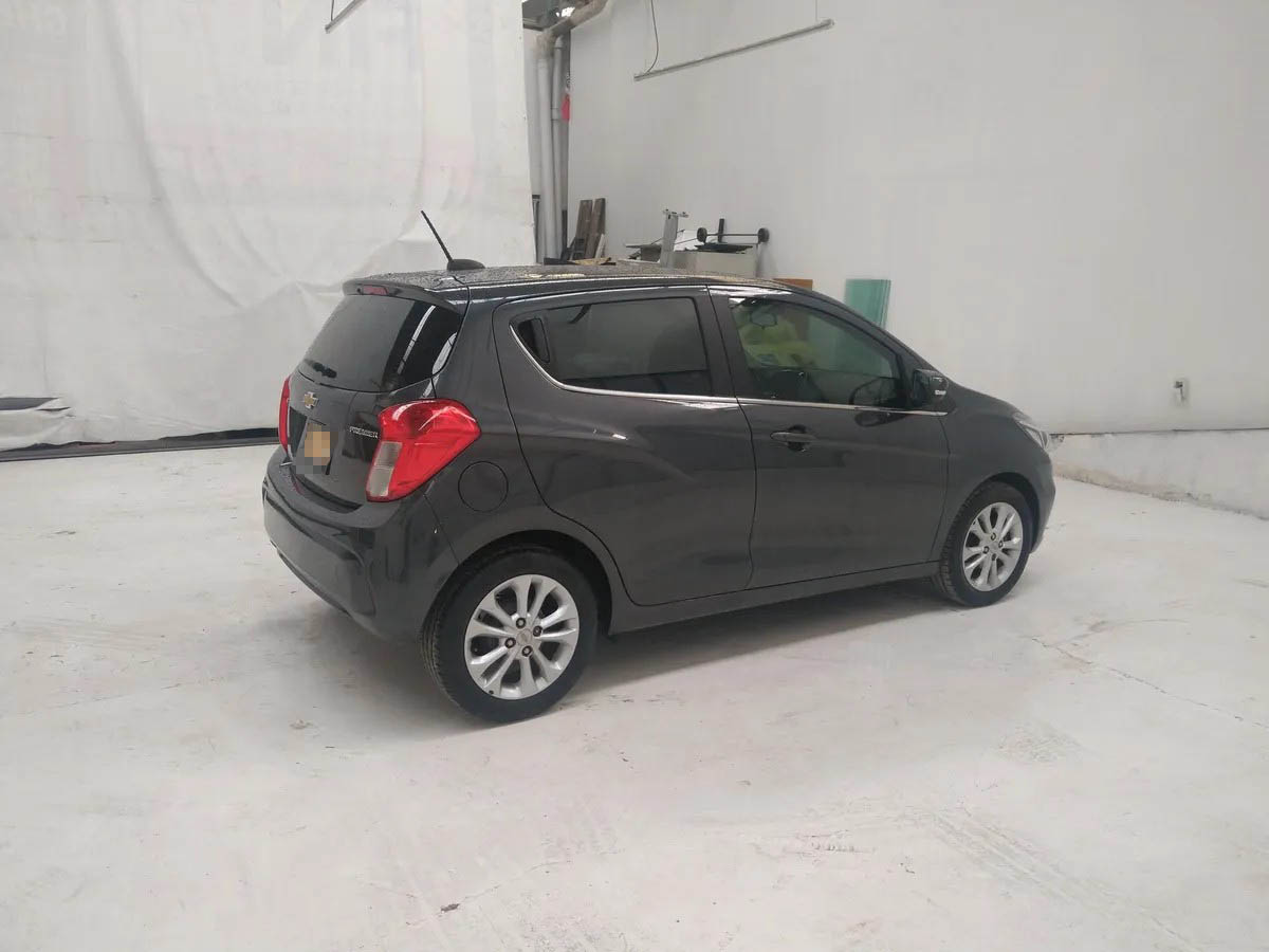 
								chevrolet spark at premier full									