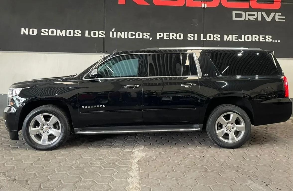 
								chevrolet suburban ltz full									