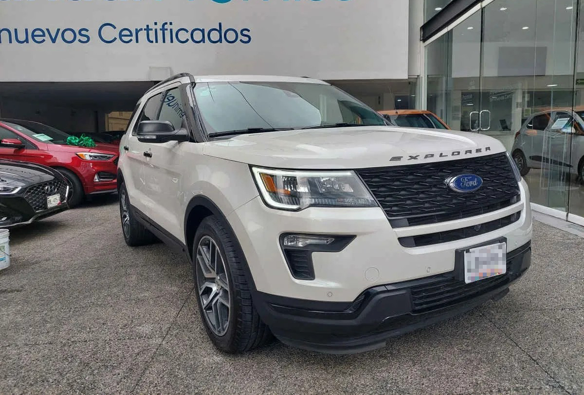 
								ford explorer sport full									