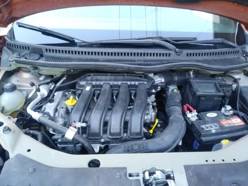 
								renault captur intens full									