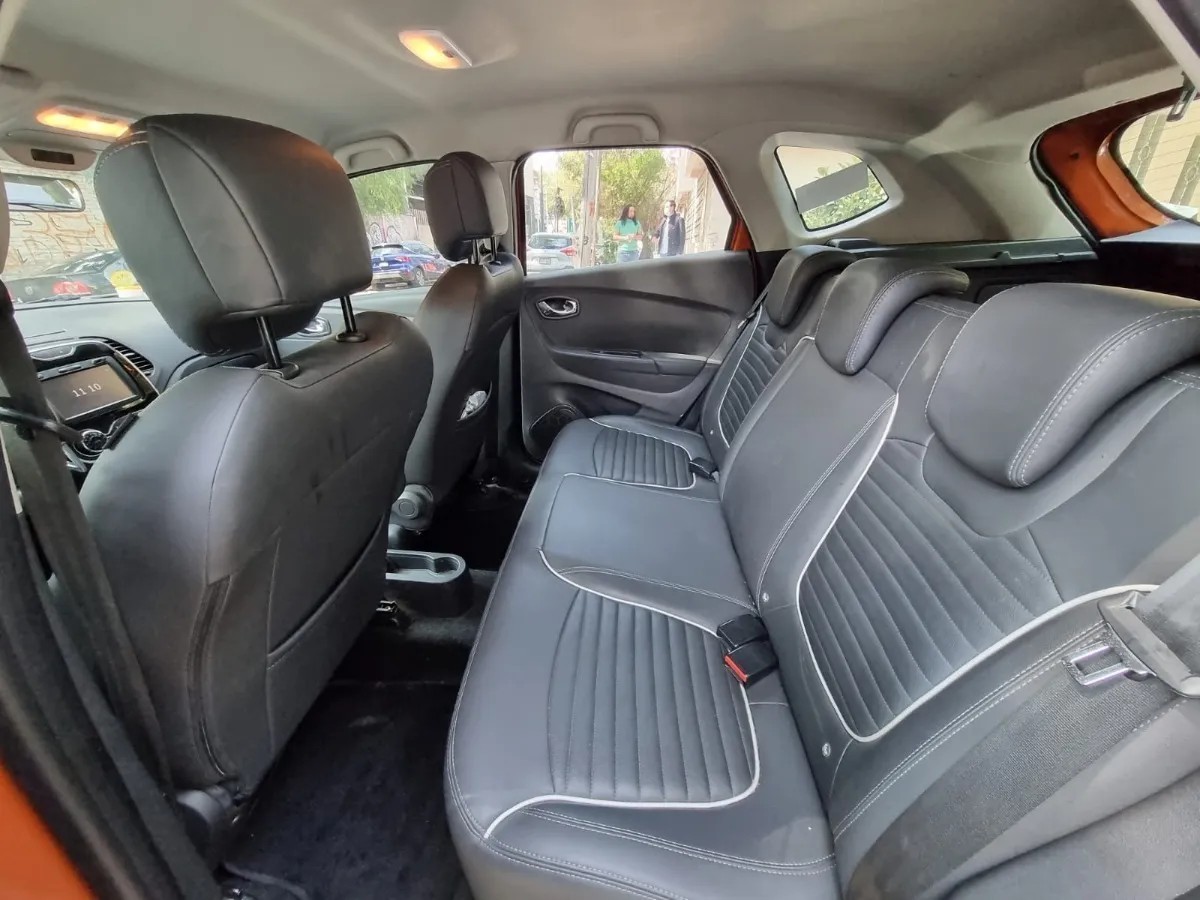 
								renault captur iconic full									