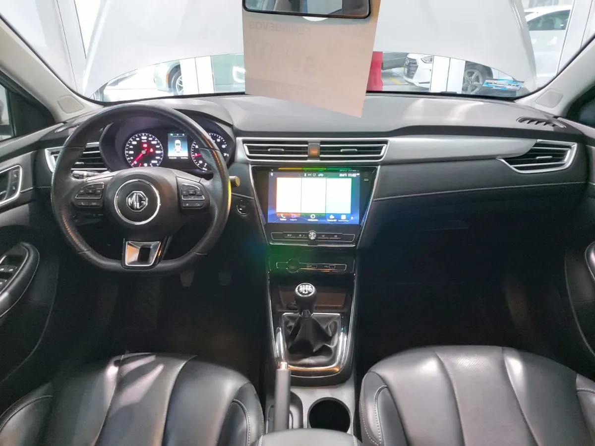 
								mg mg5 elegance full									